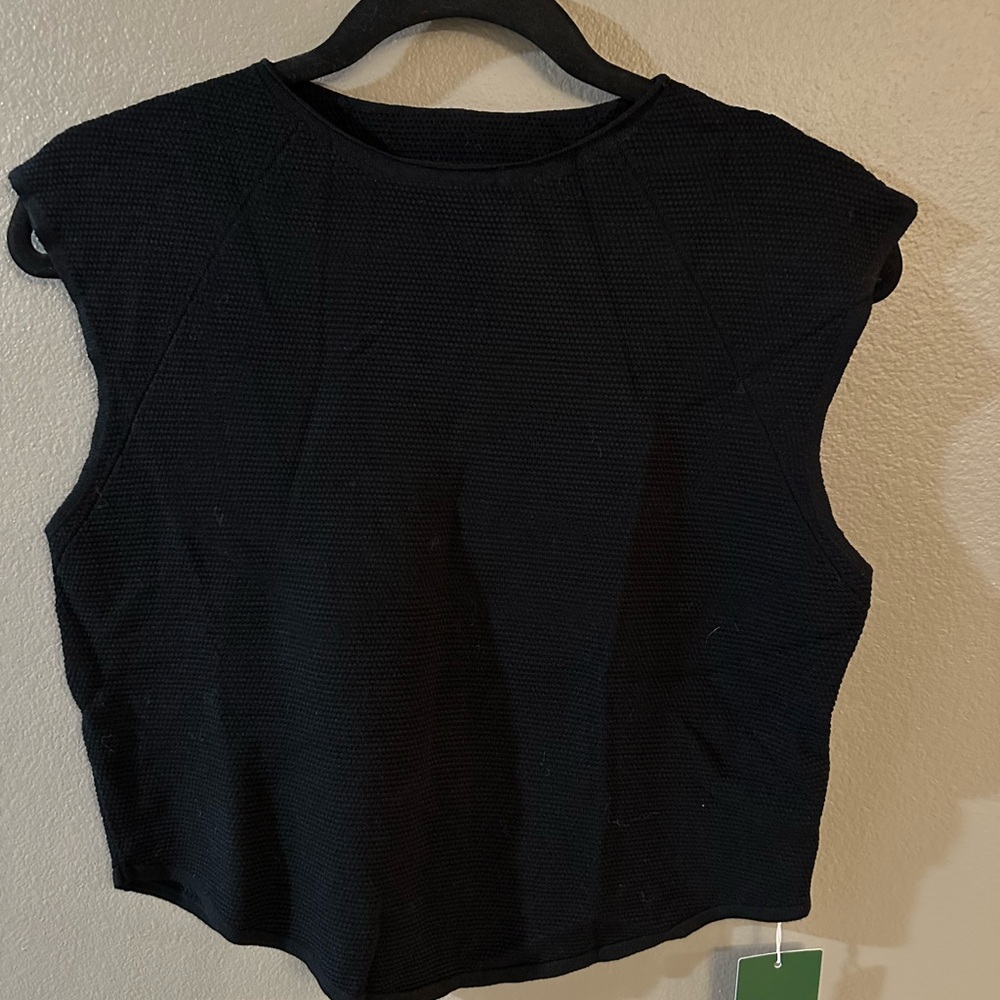 HALARA Classic Black Muscle Tee